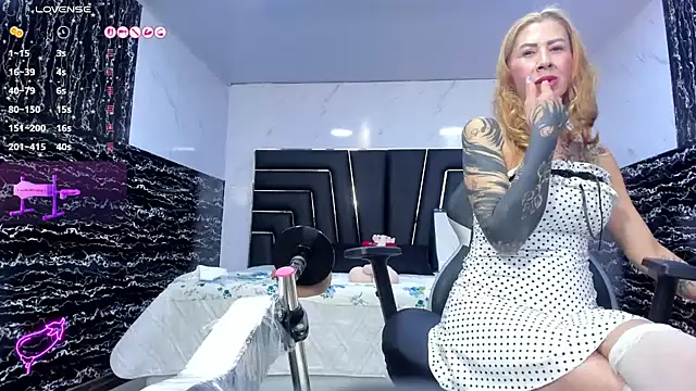 Ladyy_Scarlett
