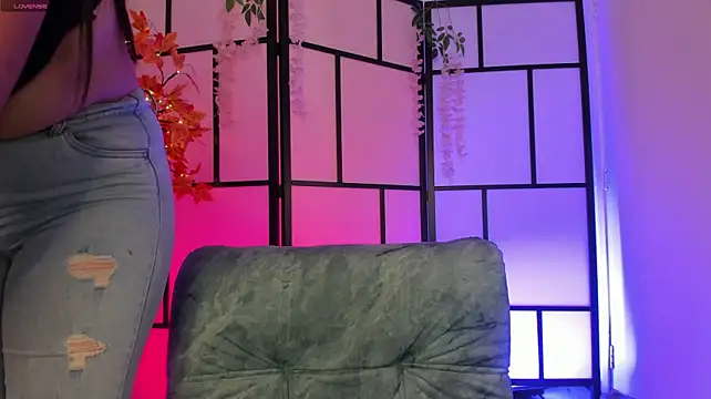 Violet-Secret webcam