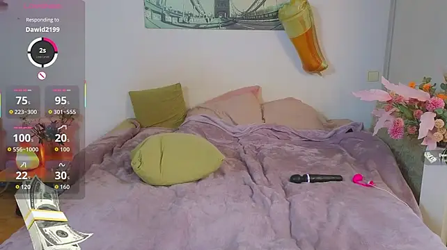 Ariana_Petite