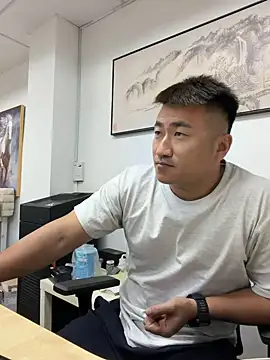 Cunzhangshibage02 avatar