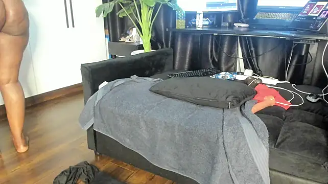 naughty_bigass