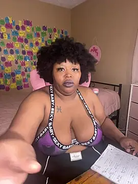 Chocolatebunnyxx96 webcam