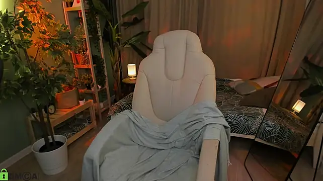 Crimsona_Dom webcam