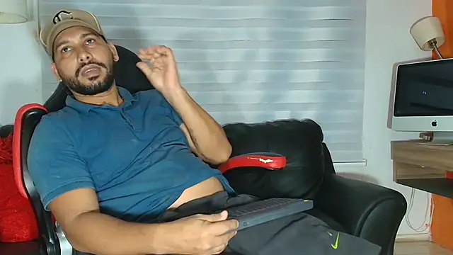 luis_23hot