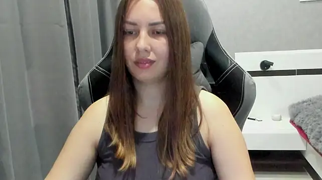 Mia_shy1 live cam on StripChat