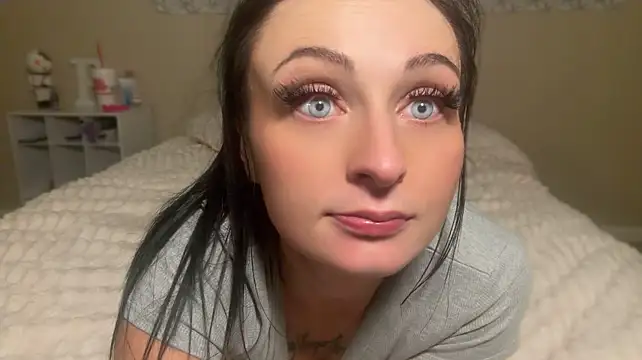 2freaksandacam live webcam