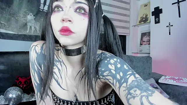 Zombieeporcelainex