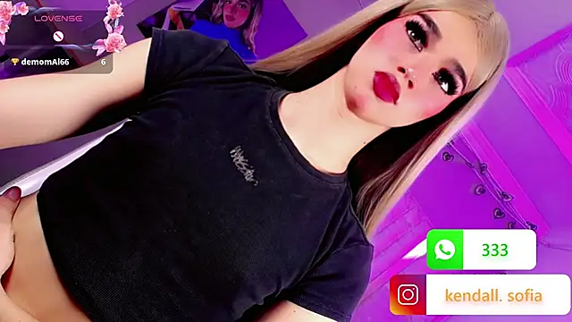 Sophiaa_doll_