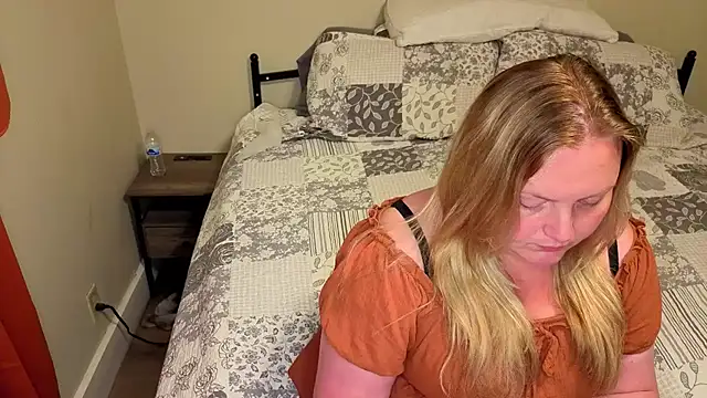 phatassblonde's live room