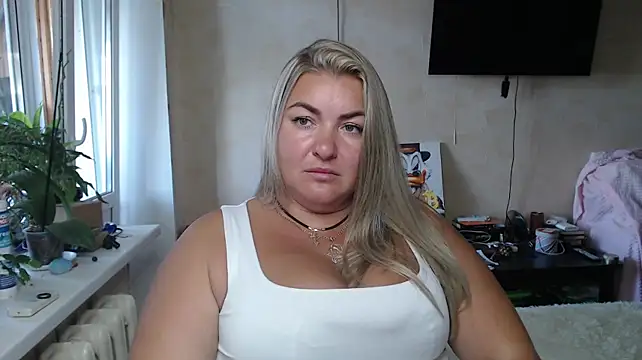 NikaSkylink live cam on StripChat