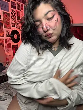 Roxana_rox live cam on StripChat