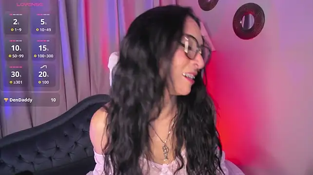 Raia_Martin