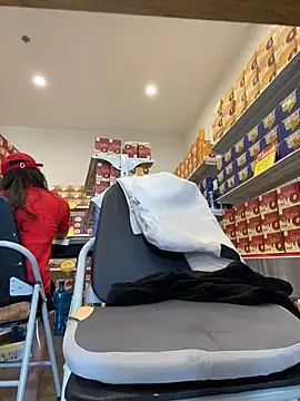 Sneaky_Cumshoot