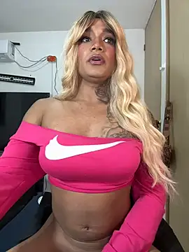 Model: selfsuck_trans