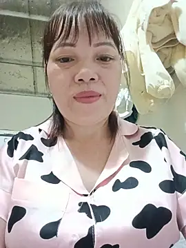 Sana-vn live cam on StripChat