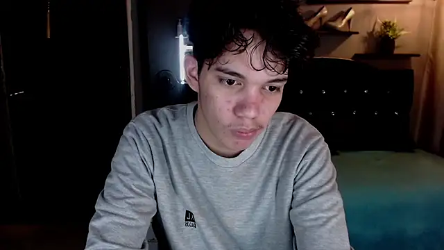 haku_nayro webcam