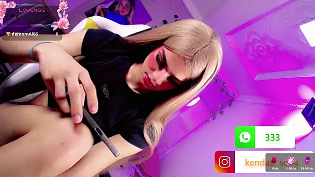 Sophiaa_doll_