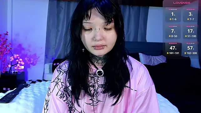 lein_bone (F teen) - fingering ass