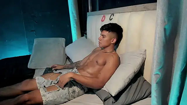 Jack_castell live cam on StripChat