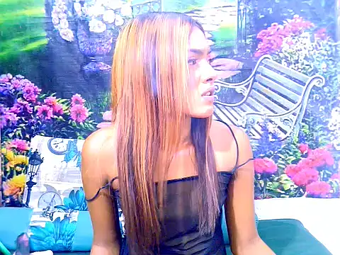 Miniatura della webcam live di IndianPretty14u2Luv con #girls