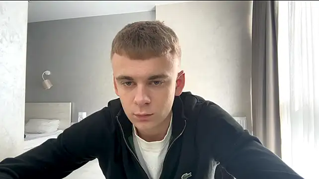 SoloFury live cam on StripChat