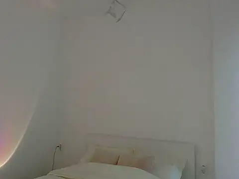NATALLYxo live cam on StripChat