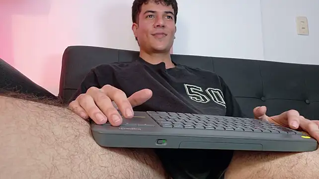 Derek_stud_