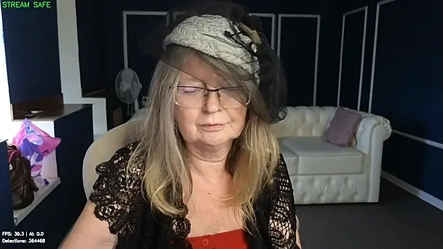Pippa_Pebble live cam on StripChat