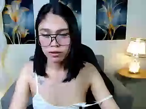 kylie_cum27