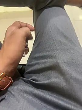 mumbai_stripper (M young) - New Goal