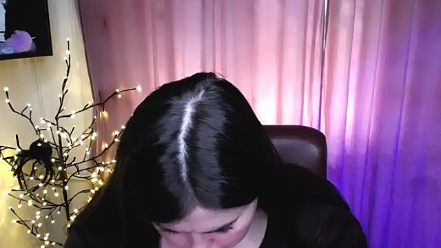 Emily_Mo webcam