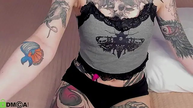 blue__goth live cam on StripChat