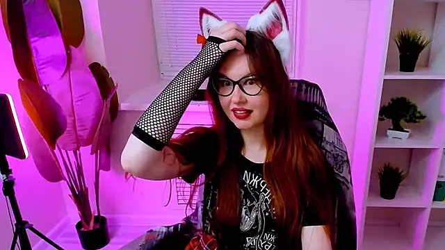 CarolGiggly live cam on StripChat