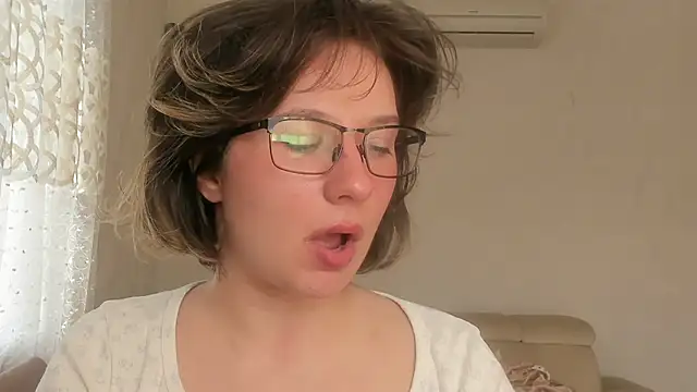 Lilith_lutherlow