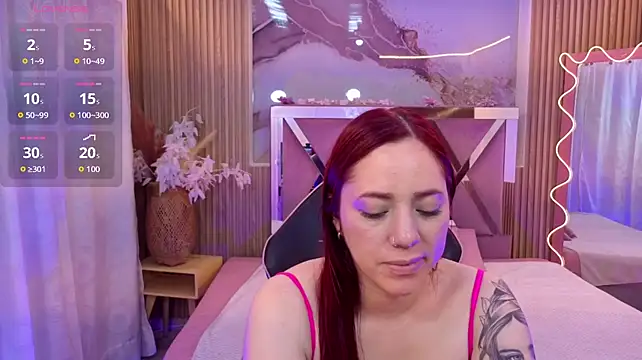 ANNE_TAY1