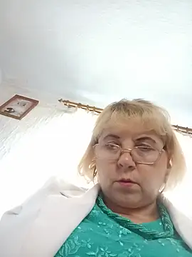 Elena_Beautiful784 live cam preview