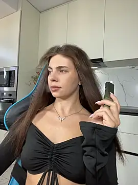 CurlyLara live sex cam