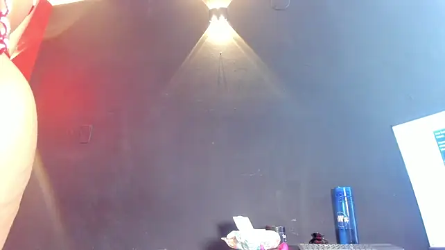 YayaHilton