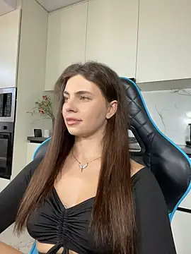 CurlyLara live sex cam