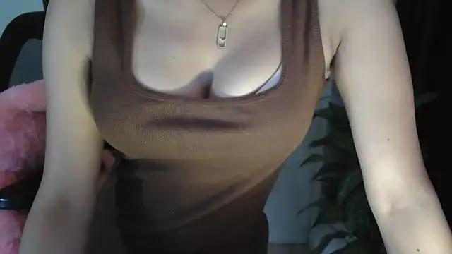 lusty_catee