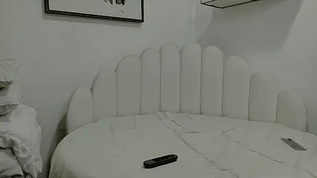 Cassandra_Armani