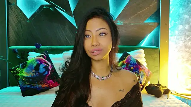 ElyaQuinn live cam preview