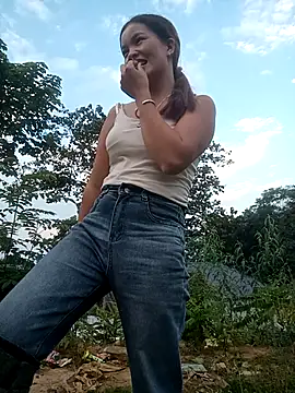 nangmo live cam on StripChat