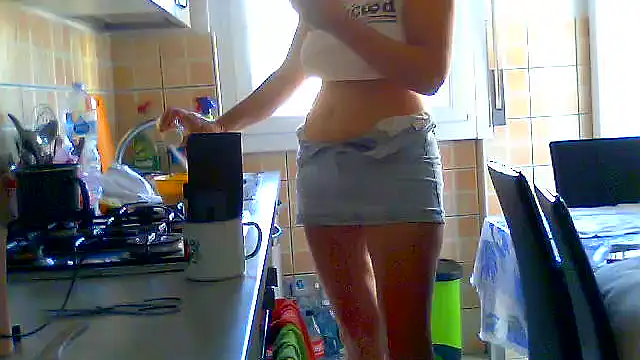 Alaska-perla live cam on StripChat