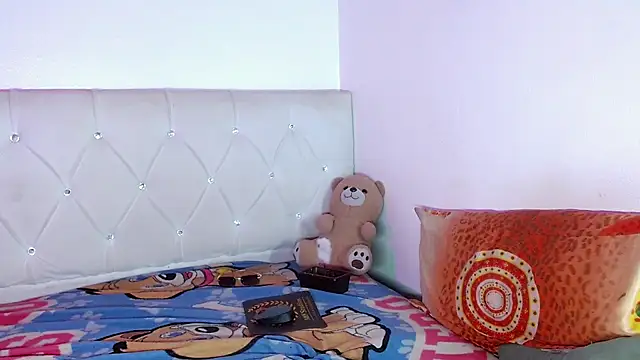 Angel_foxc13
