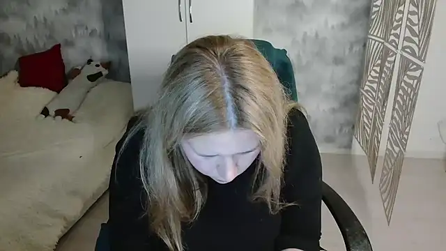 AdelinaLawson live cam on StripChat