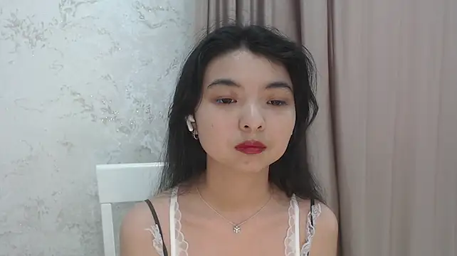 Shy_Kira