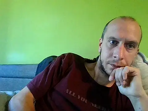 immi932
