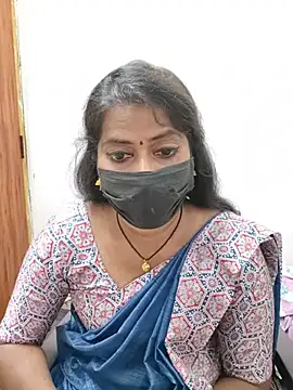 tamil_Sigappu_Roja