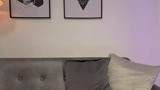 NaomiWhite_